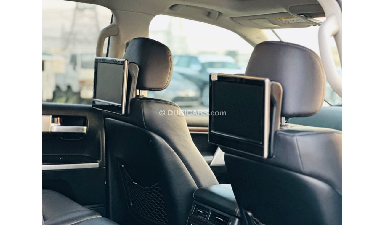 Toyota Land Cruiser Toyota Land Cruiser sahara top of the range