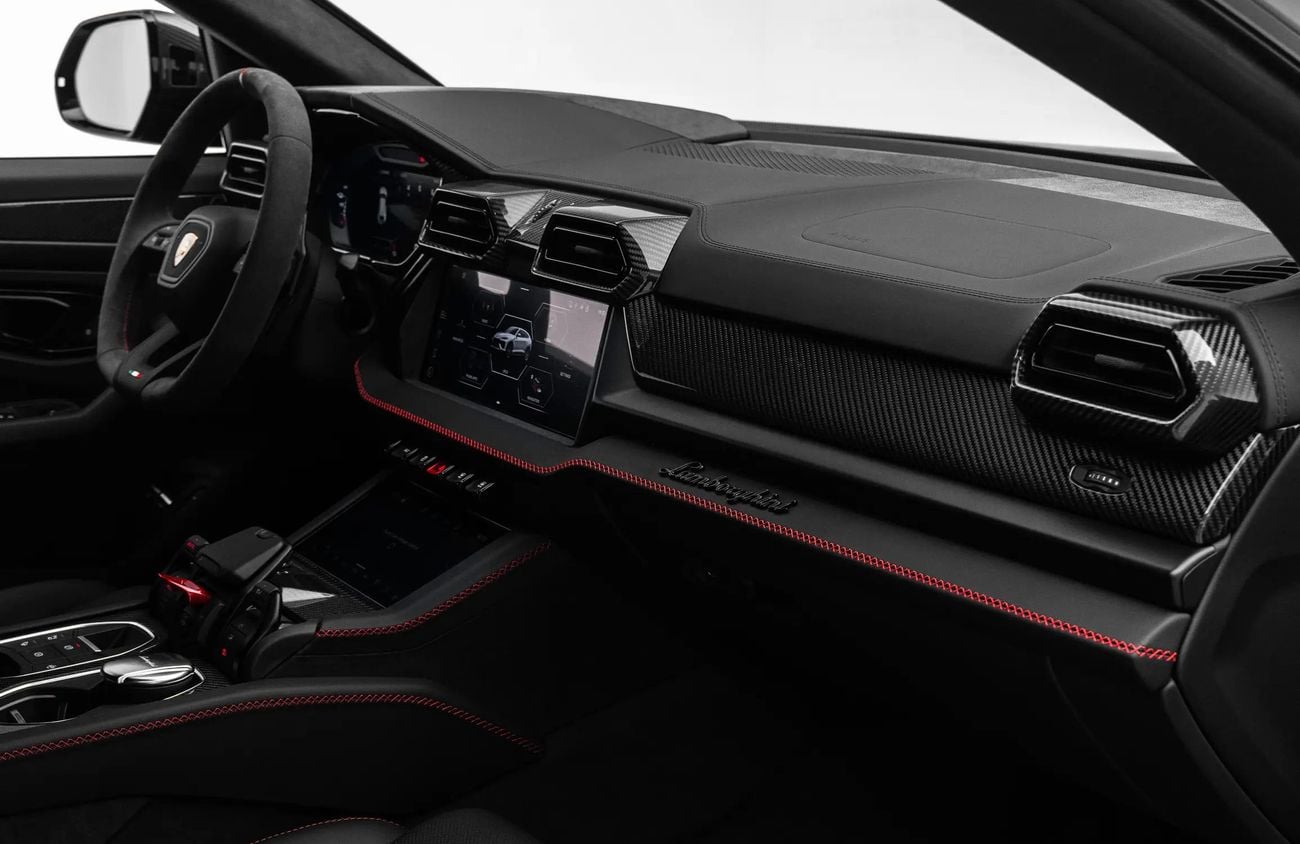 لامبورغيني اوروس 4.0L V8 Twin-Turbocharged Engine + eMotor