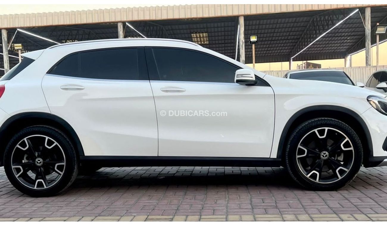Mercedes-Benz GLA 250 Std