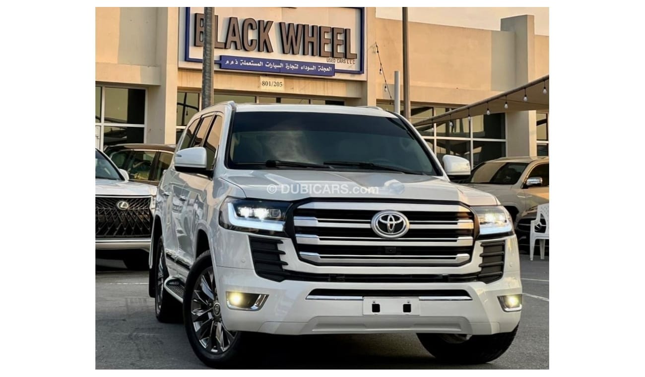 Used Toyota Land Cruiser GXR 2014 for sale in Dubai - 697422