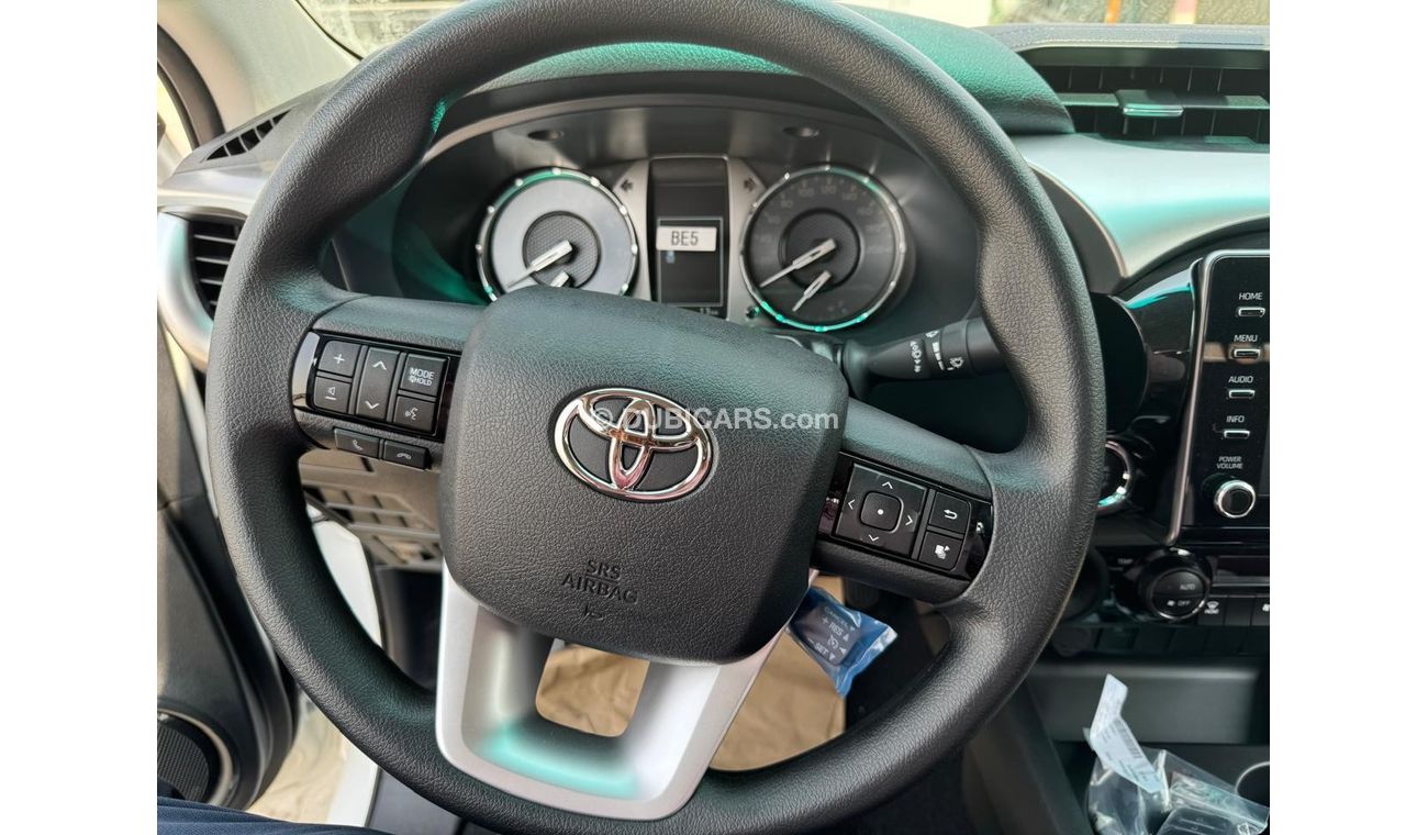 New Toyota hilux 2.7L petrol MY2025 2025 for sale in Dubai - 813209