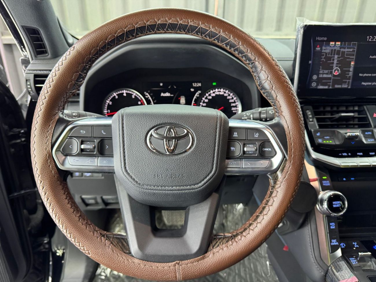 Toyota Land Cruiser VXR 3.5L 2023 Toyota Land Cruiser 409 TT, 2028 Toyota Warranty, Fully Loaded, 7 Seater, Low Kms, GCC