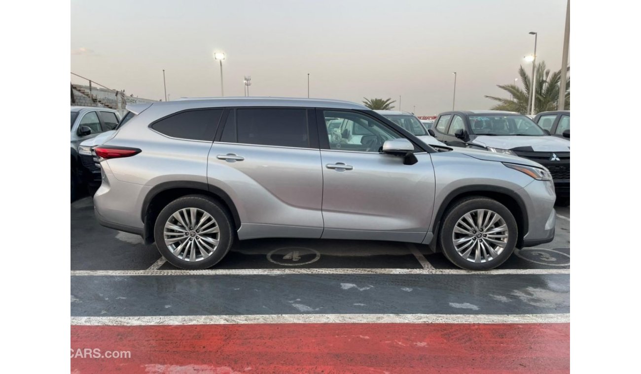 Toyota Highlander PLATINUM 2.4L TURBO CANADIAN SPEC 2023 MODEL