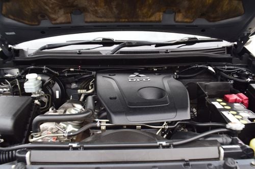 Mitsubishi Montero 2016 MITSUBISHI PAJERO MONTERO SPORT