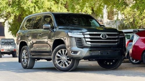 Toyota Land Cruiser MODIFIED TO LC300 | PUSH START | COOL BOX | 4.0L PETROL | LHD | AUTOMATIC | ELECTRIC HEATED SEATS