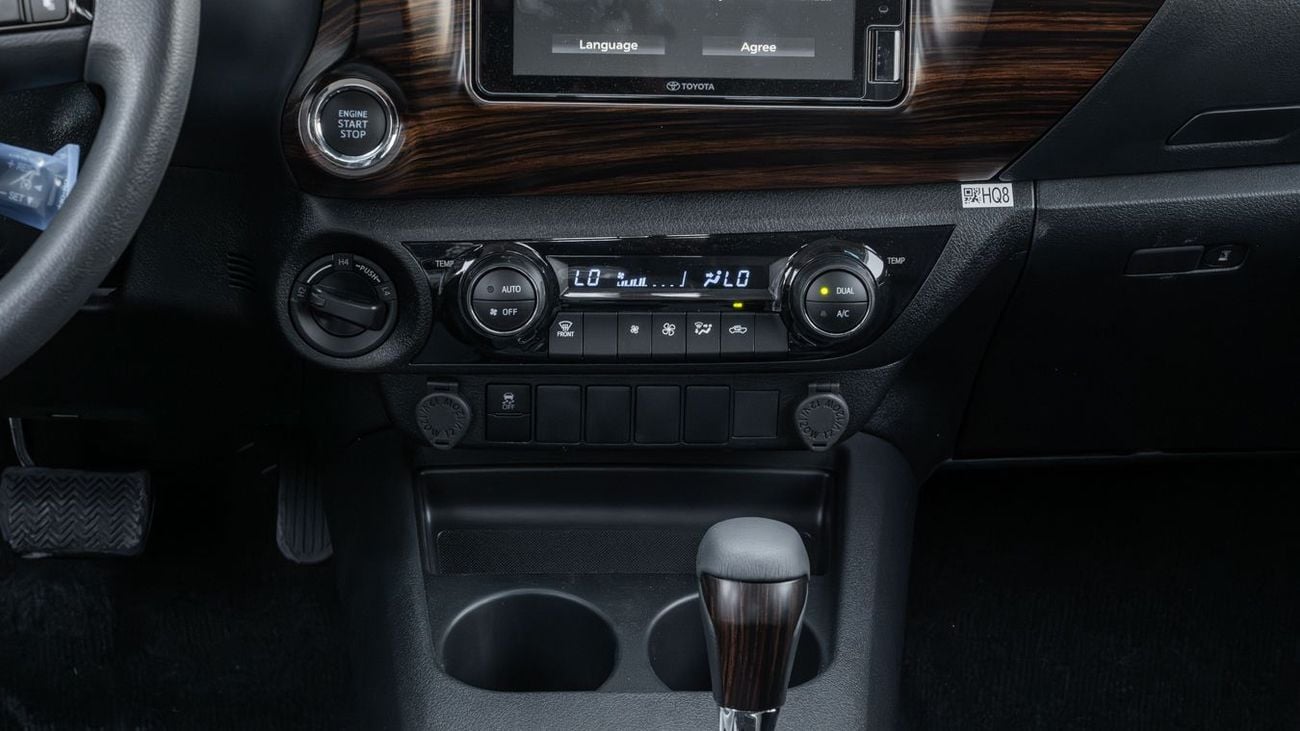 تويوتا هيلوكس TOYOTA HILUX 2.7 AT HIGH -2026YM