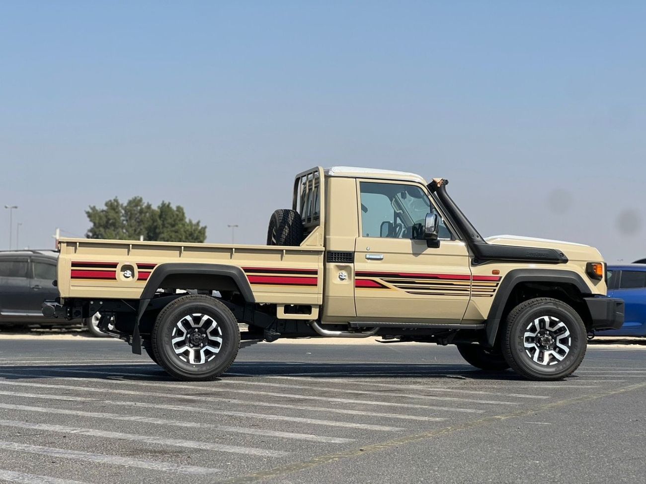 تويوتا لاند كروزر بيك آب Toyota Land Cruiser 79 Single Cab 2.8 AT 2025