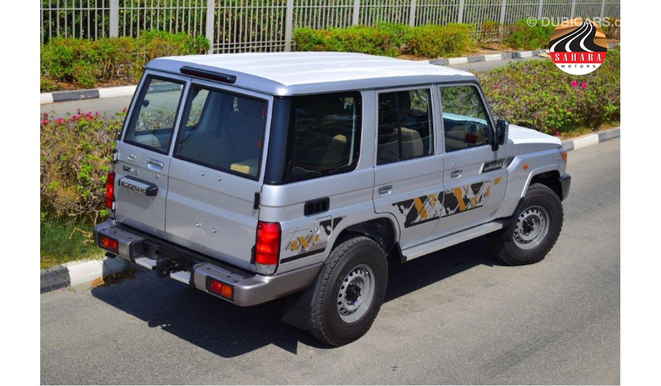 Toyota Land Cruiser Hard Top 76 LX V6 4.0L Petrol Manual Transmission