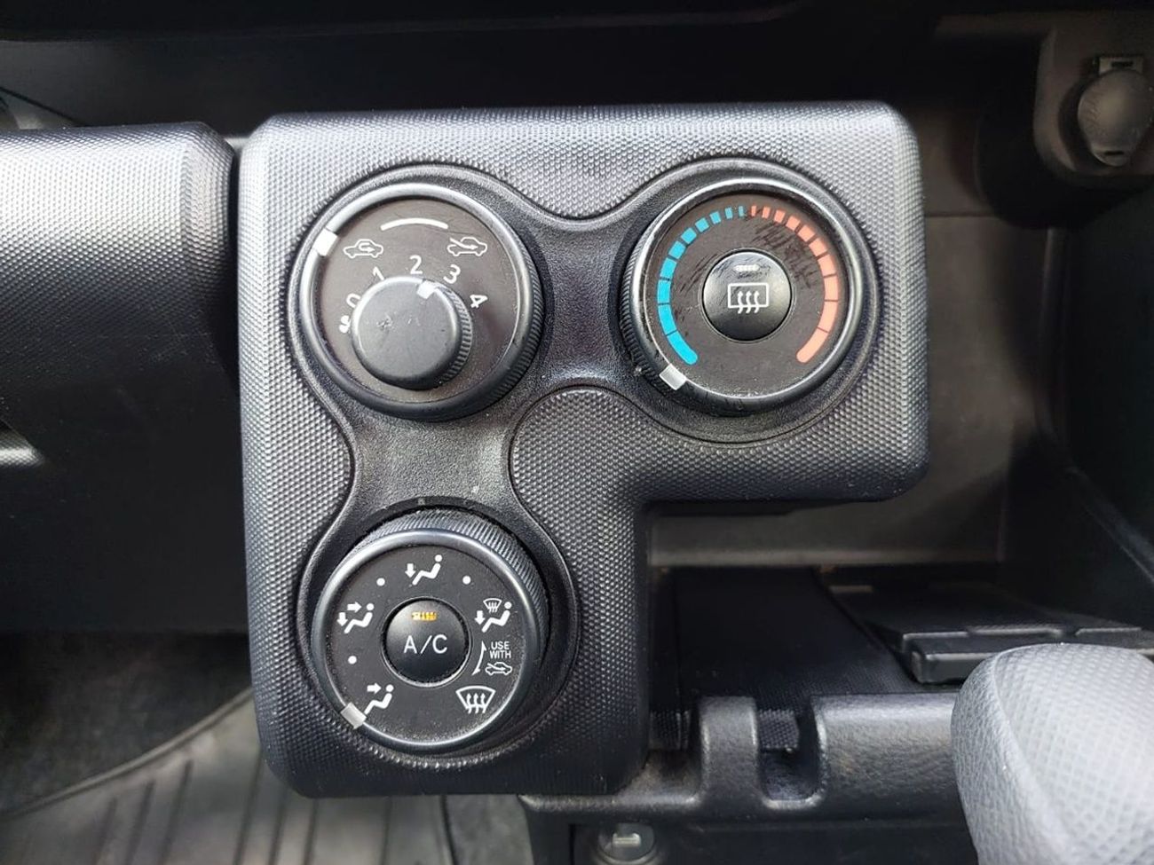 Toyota Probox TOYOTA PROBOX VAN RHD 2015 MODEL 1.5 L PETROL AUTOMATIC(PM12736)