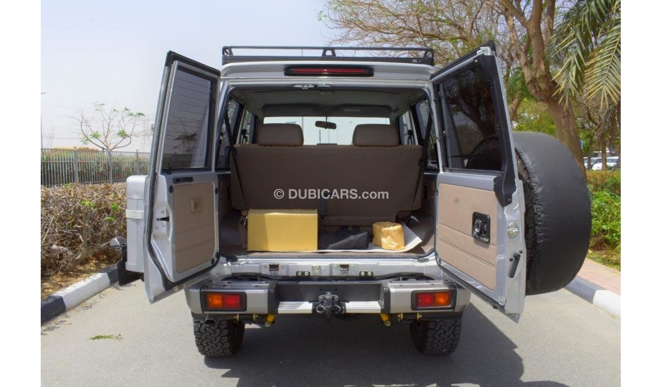 Toyota Land Cruiser 2018 MODEL 71 SAHARA EDITION