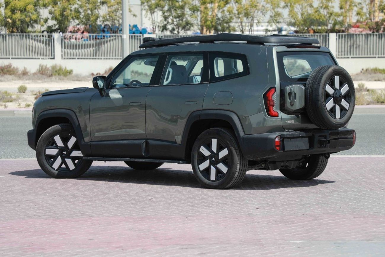 تشنجان ديبال جي 318 2024 Changan Deepal G318 Air Suspension - Plug-in Hybrid - Green inside Blue | Export Price