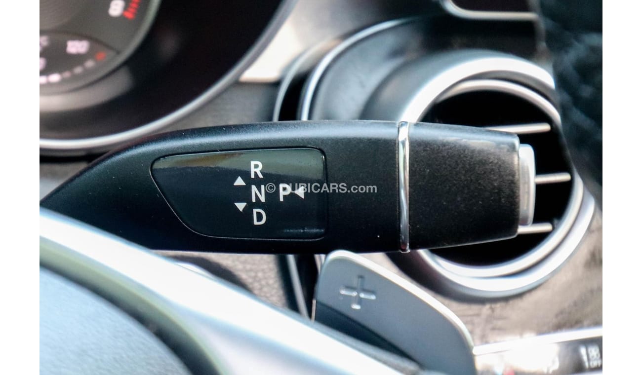 مرسيدس بنز C 300 C205