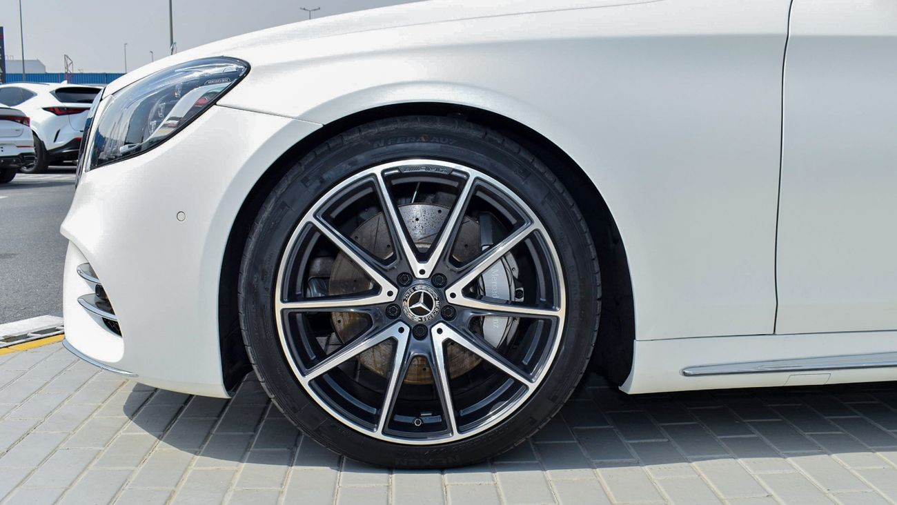 Mercedes-Benz S 550 With S 560 badge