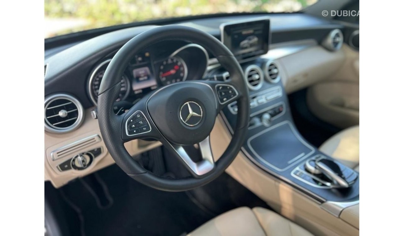 مرسيدس بنز C200 MERCEDES BENZ C200 2016 GCC FULL OPTIONS IN PERFECT CONDITIONS