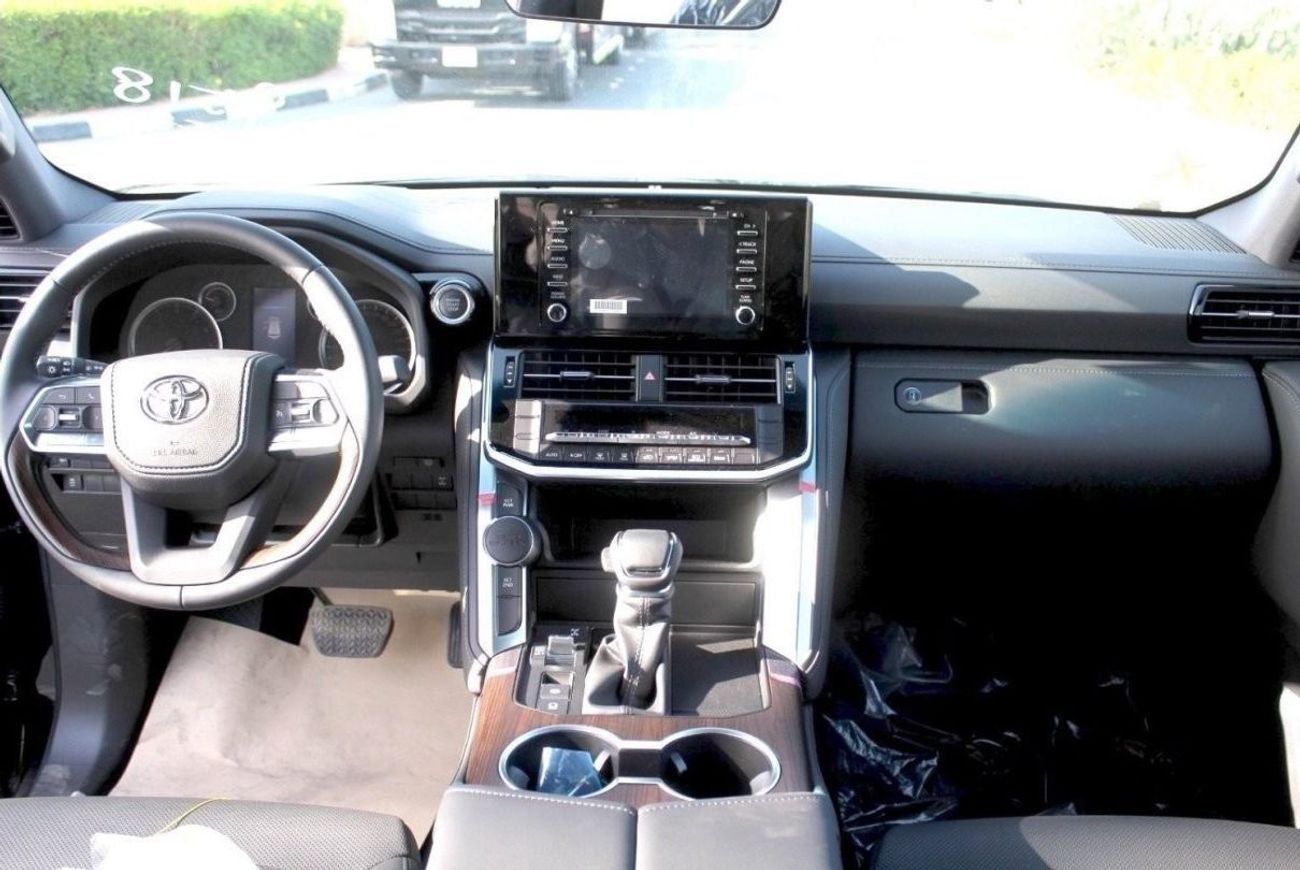 تويوتا لاند كروزر تويوتا باند كروزر GXR 4.0 بترول 2023