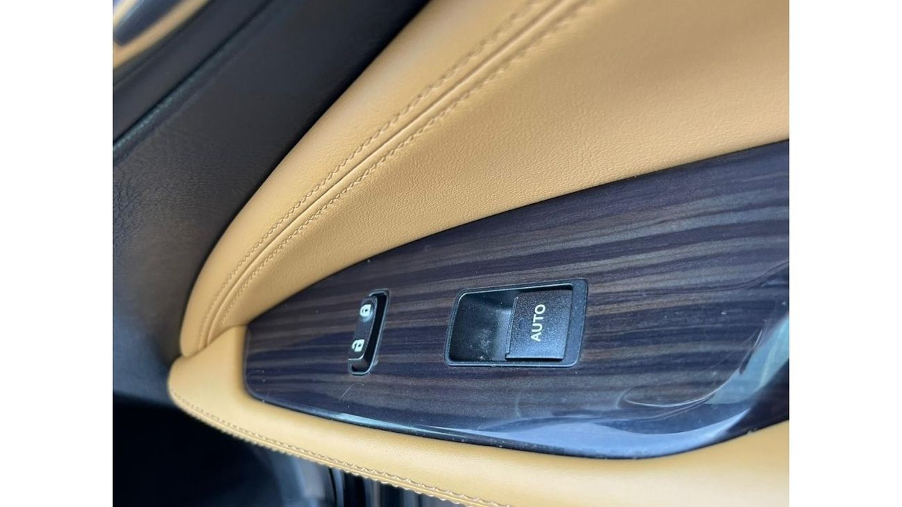 لكزس LS 460 بريمير SWB