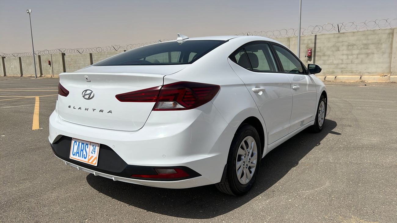 Hyundai Elantra 1600