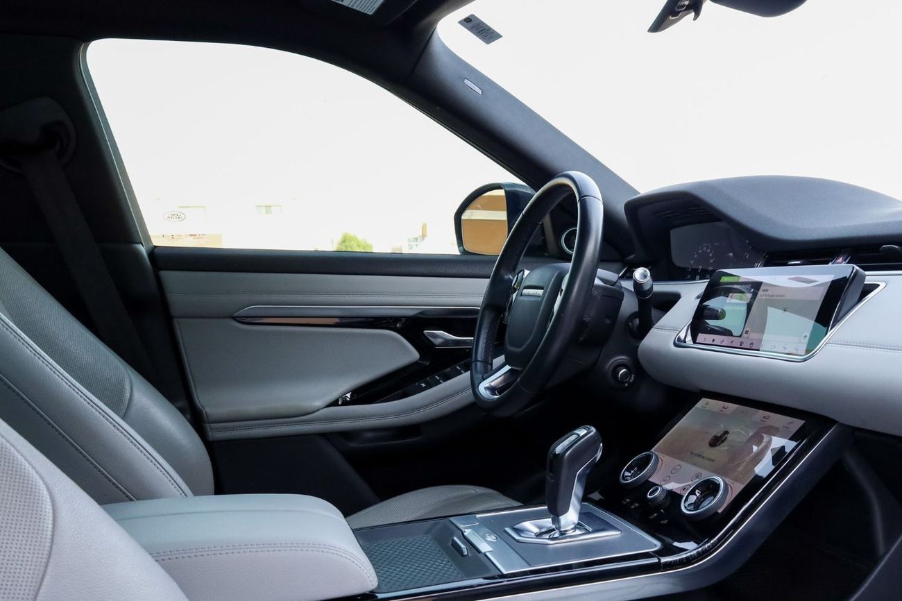 Land Rover Range Rover Evoque Range Rover Evoque P250 SE 2020 American Spec under Warranty with Flexible Down-Payment.