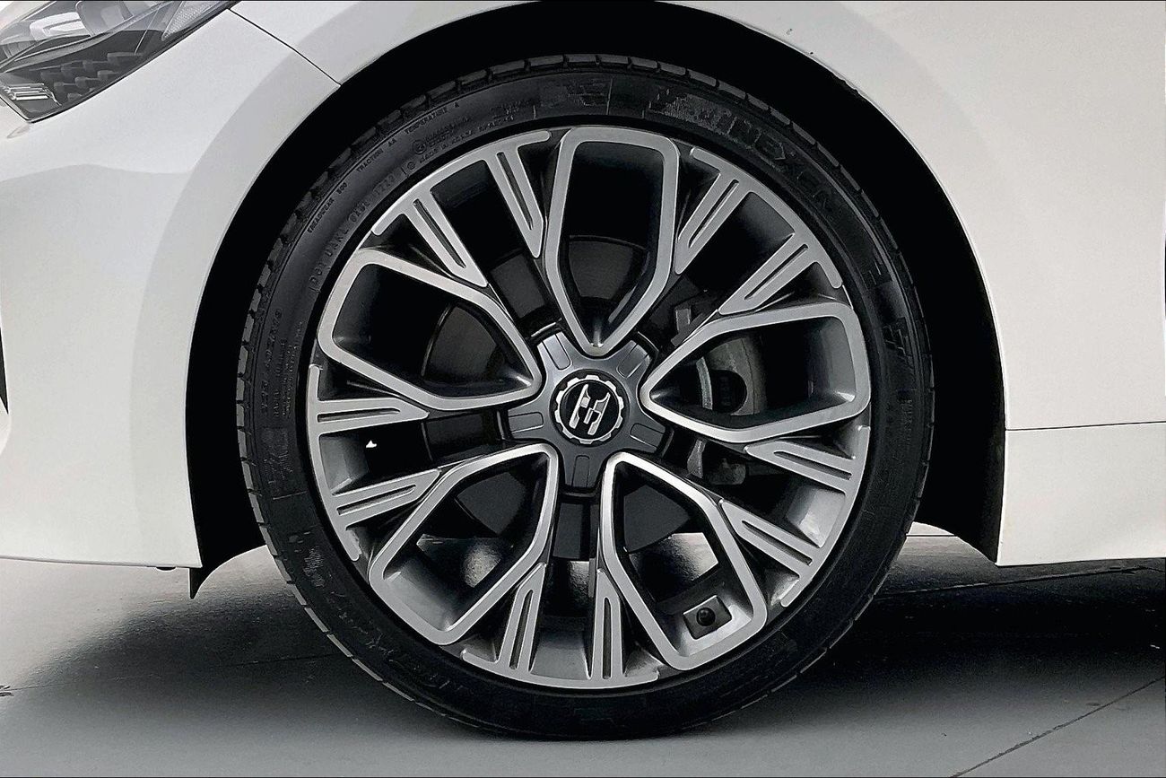 هيونداي جراند سانتا في GLS Top | ضمان مجاني لمدة عام | 0 دفعة أولى