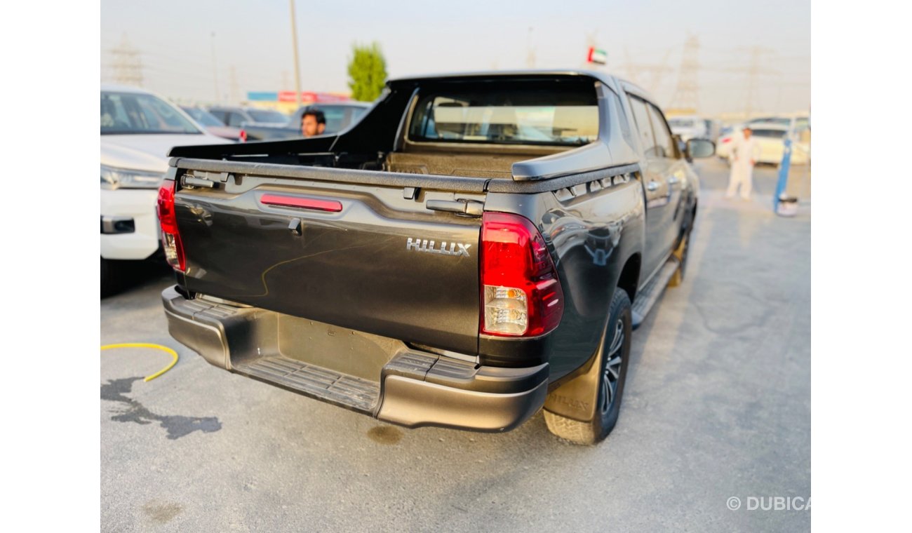 تويوتا هيلوكس Toyota hilux Diesel engine RHD model 2019 manual gear car very clean and good condition