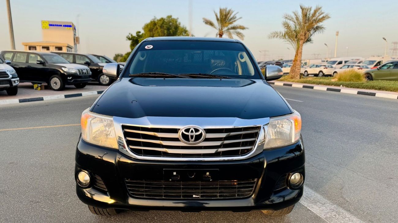 Toyota Hilux DOUBLE CABIN | LHD | 3.0L DIESEL ENGINE | 2015 | PREMIUM SPORTS BAR WITH BASKET