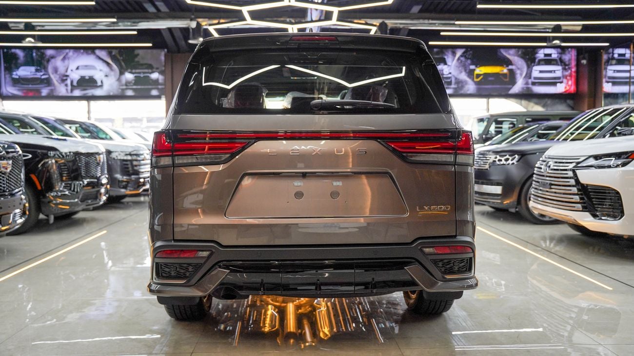 Lexus LX 600