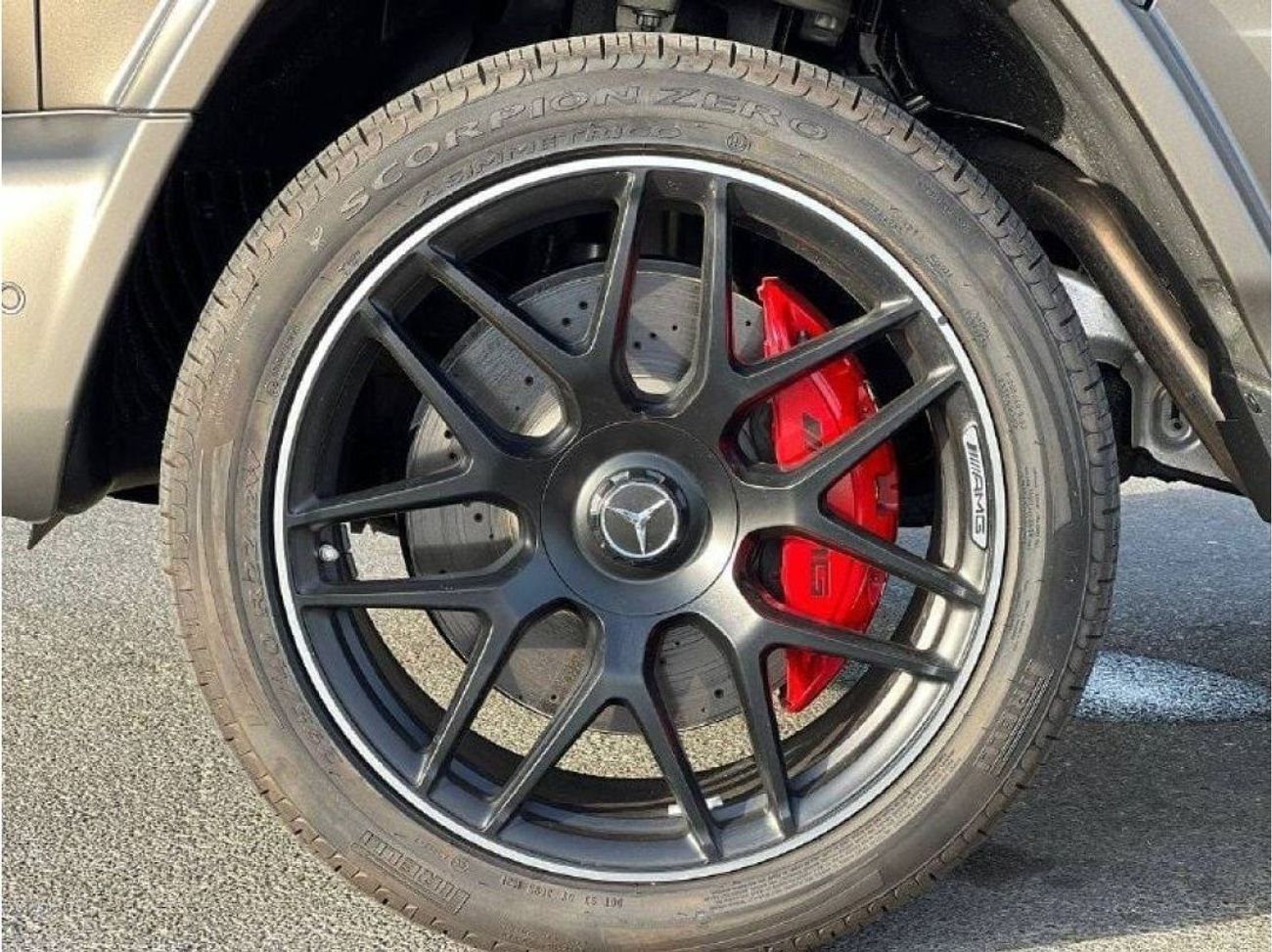 مرسيدس بنز G 63 AMG بريميوم + 4.0L V8 PTR A/T // 2022 // FULL OPTION WITH AMG KIT , 360 CAMERA // SPECIAL OFFER // BY FO