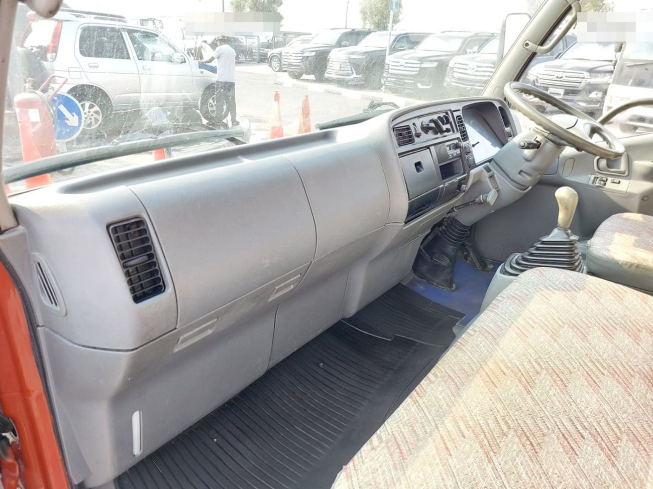 Mitsubishi Fuso Canter MITSUBISHI CANTER TRUCK RHD 1997 MODEL 4.2 L DIESEL MANUAL(PM30120)