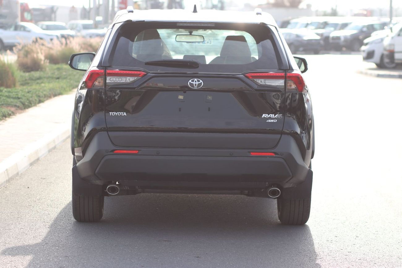 تويوتا راف ٤ 2.0 XLE - 4WD - PUSH START - SUNROOF - ALLOY WHEELS - ELECTRIC TAIL GATE - MODEL 2025