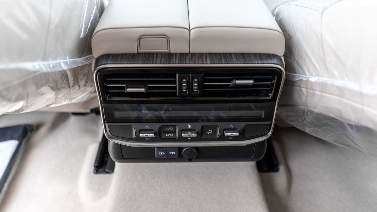 Toyota Land Cruiser 2025 Toyota Land Cruiser VX 4.0L AT Petrol (Black-Beige)