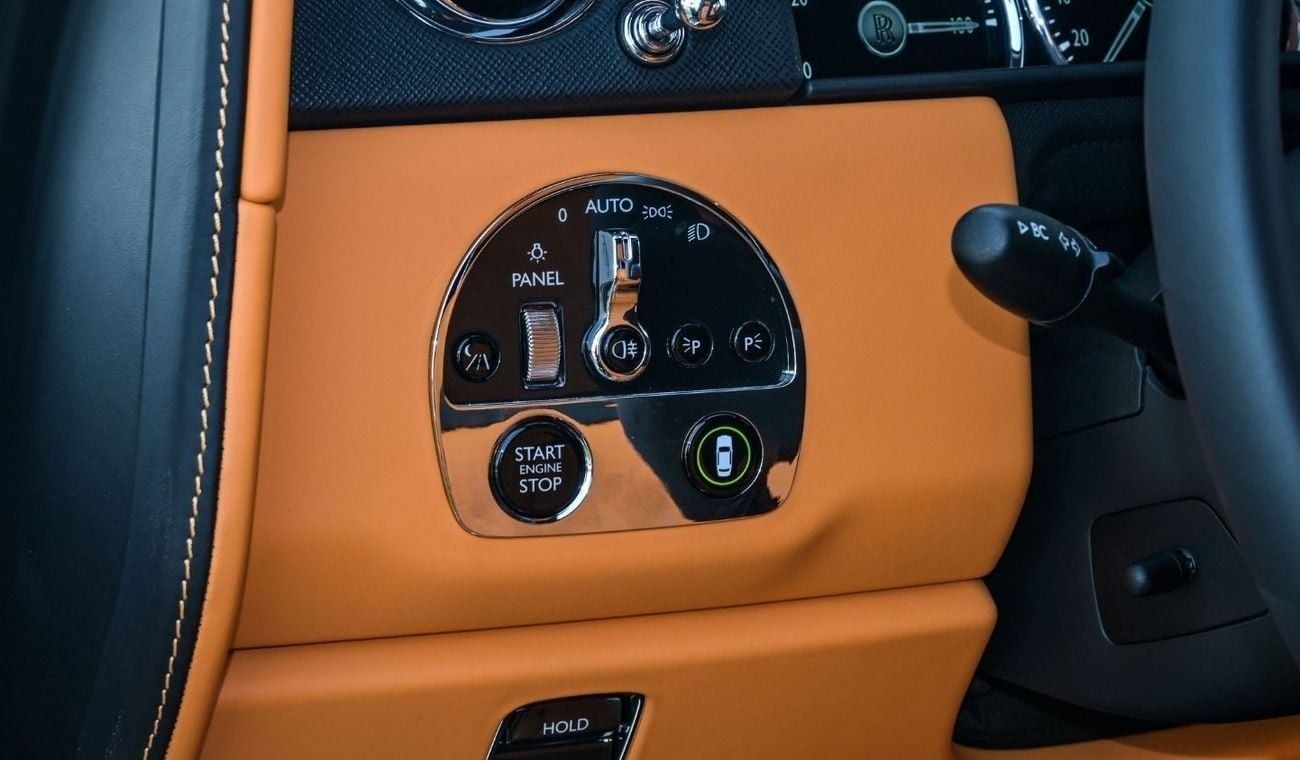 رولز رويس كولينان Rolls Royce Cullinan Silver Badge | 2023