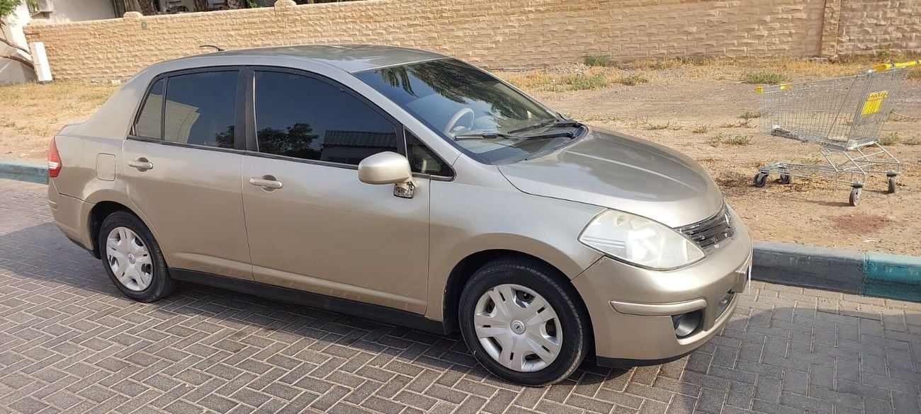نيسان تيدا SL