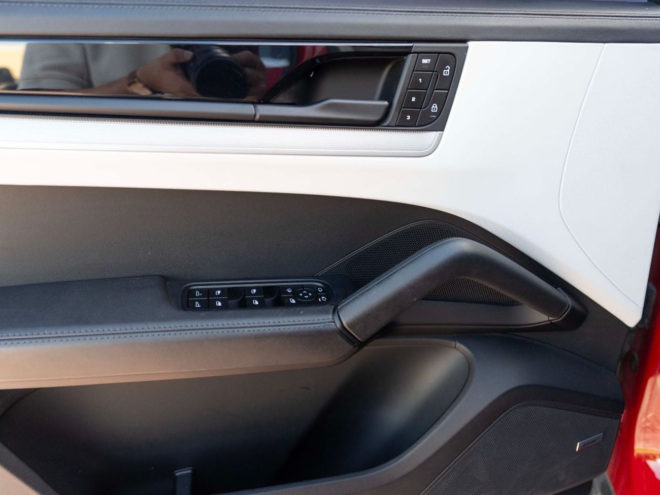 Porsche Cayenne Base Coupe