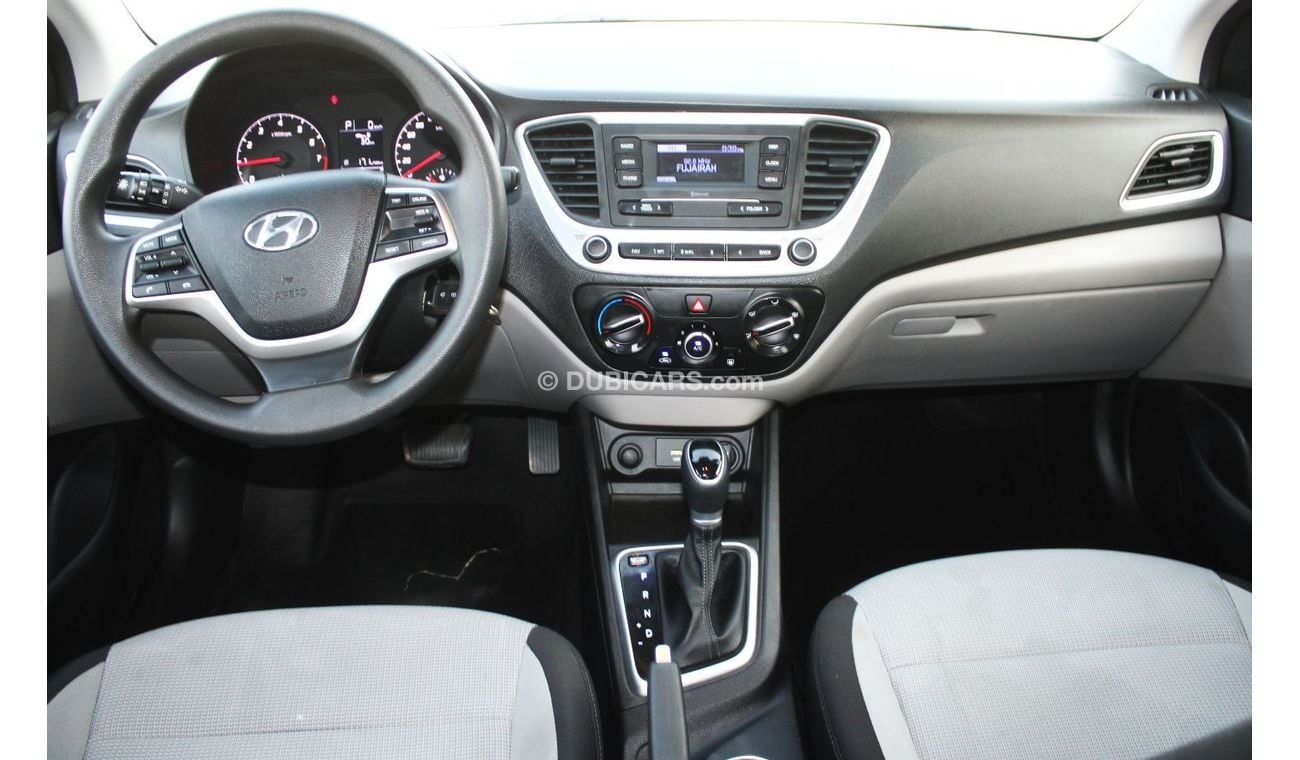 Hyundai Accent Base Hyundai Accent 2021 GCC, in excellent condition