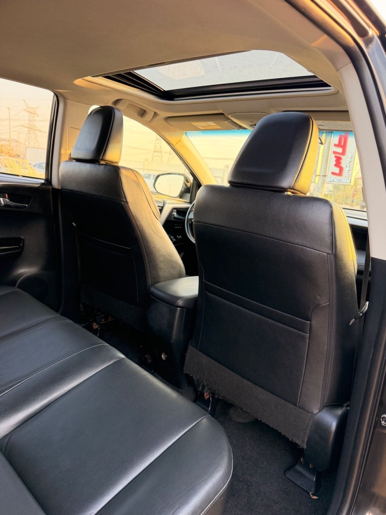 Toyota RAV4 Hybrid Limited 2.5L full option