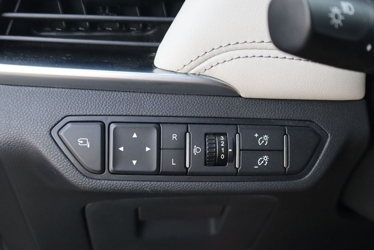 Chevrolet Captiva Premier 1.5L (150 HP) (7 Seater) (5 Door)