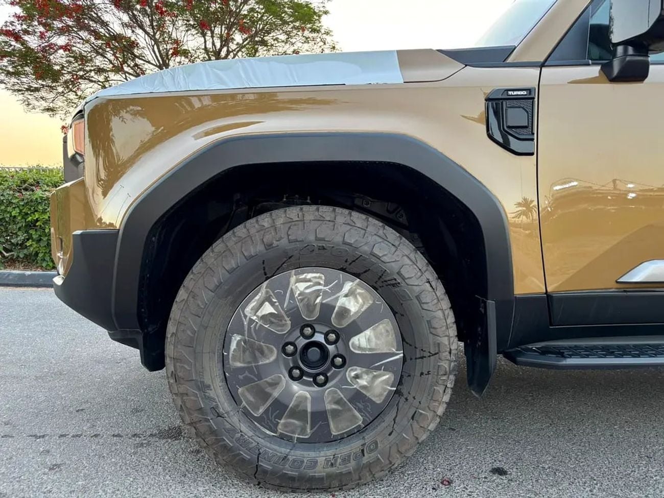 تويوتا برادو VXR TXL3 -2.4 Turbo without radar with cooling seats GCC Specs Brand