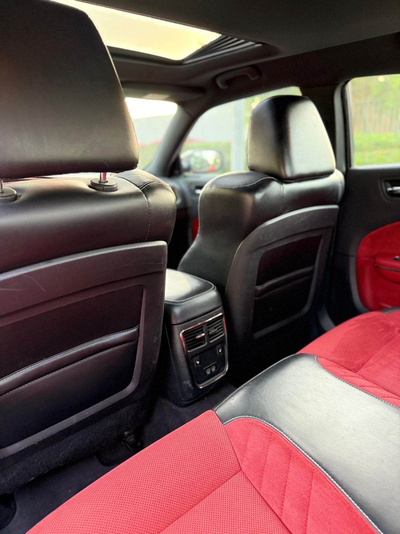 Dodge Charger SRT Hellcat 6.2L (707 HP)