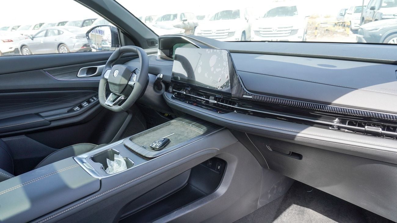 Changan CS55 Plus Brand New Changan CS55 Plus Hybrid 2025 Export & Local1.5L|White/Black|N-CS55-PLUS-H-25|