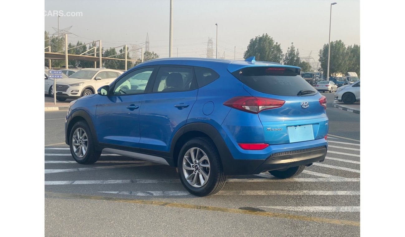 Hyundai Tucson AWD 2.0L V4 2018 AMERICAN SPECIFICATION