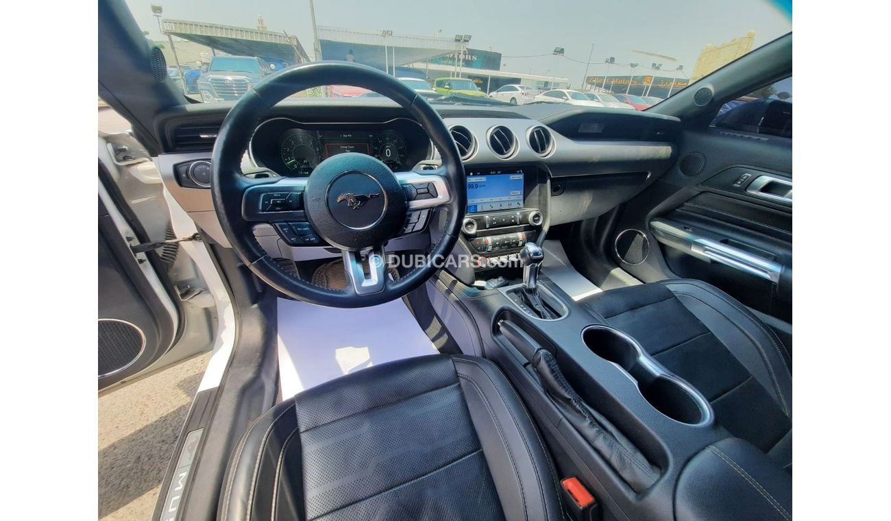 Ford Mustang GT Premium Ford mustang 2109 v8 gt full option