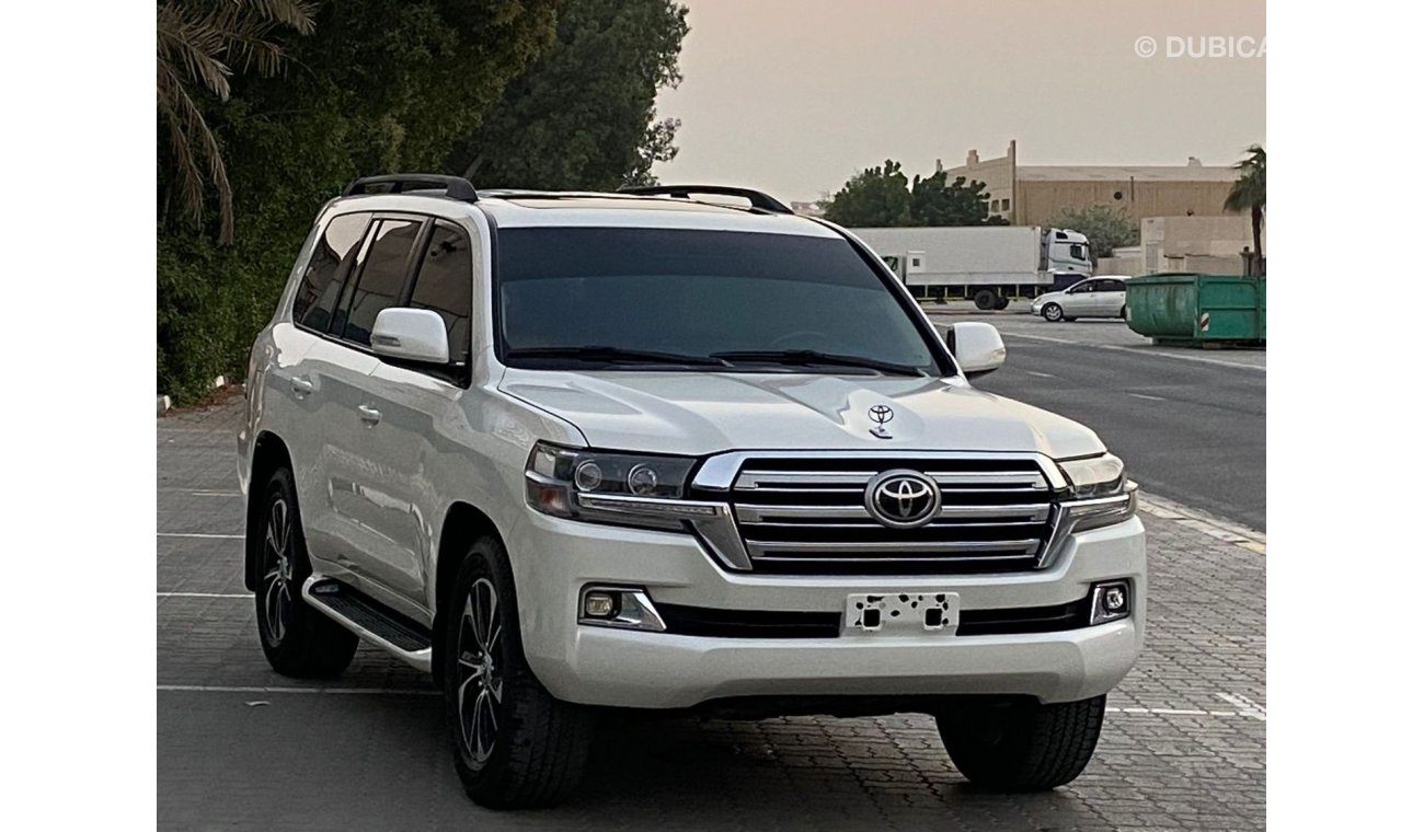 Toyota Land Cruiser GXR