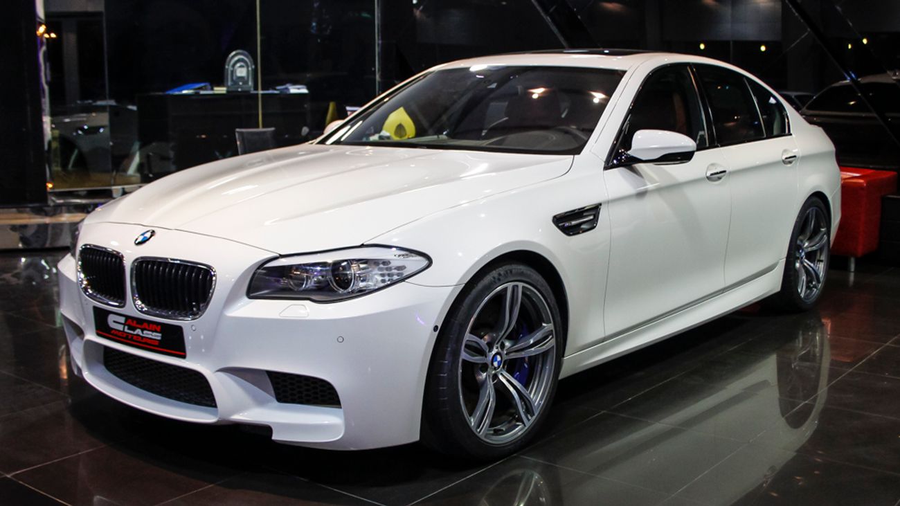 بي أم دبليو M5