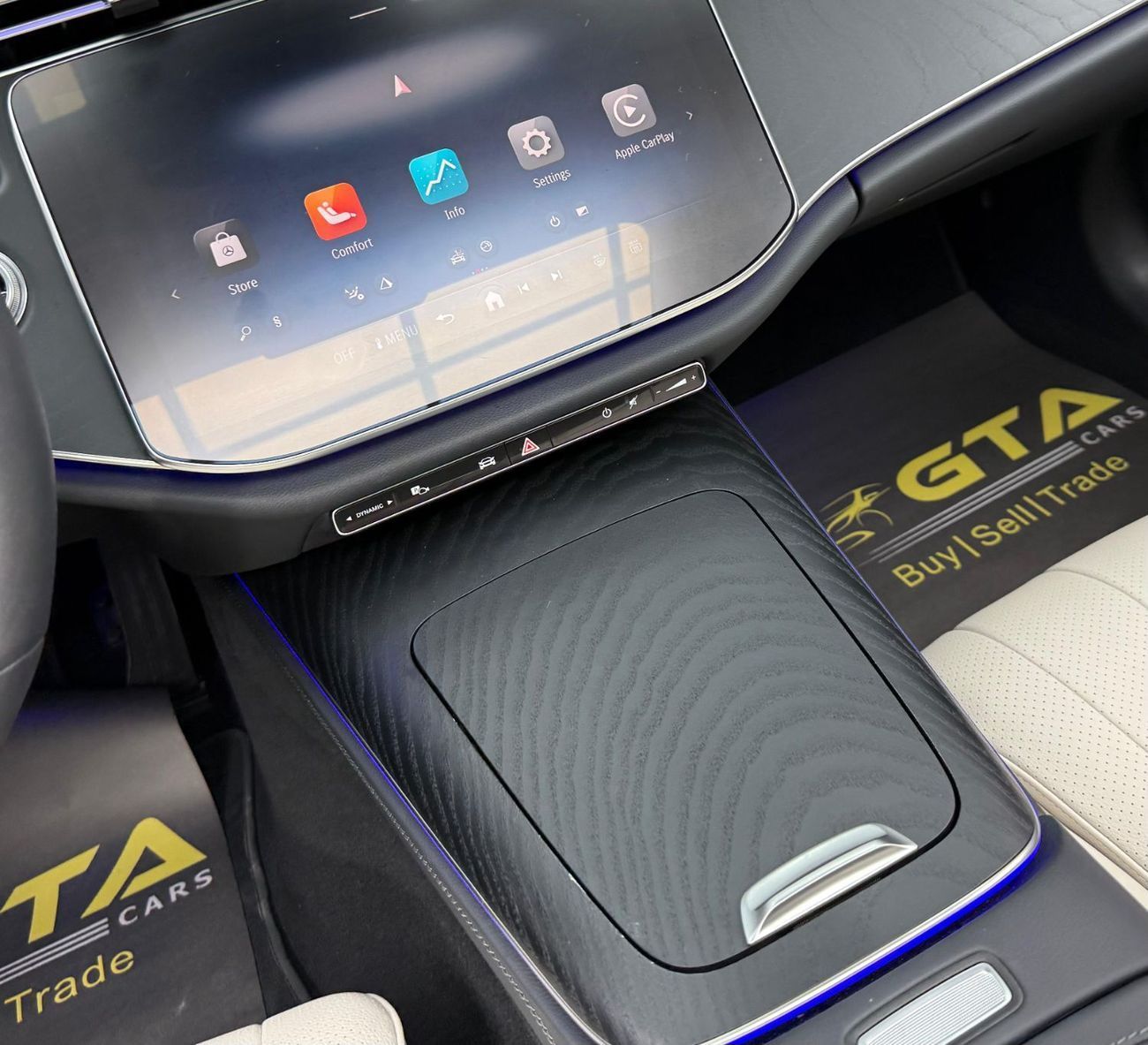 مرسيدس بنز E200 2.0L 2024 Mercedes Benz E200 AMG, Warranty, Fully Loaded, Very Low Kms, Excellent Condition, Korean