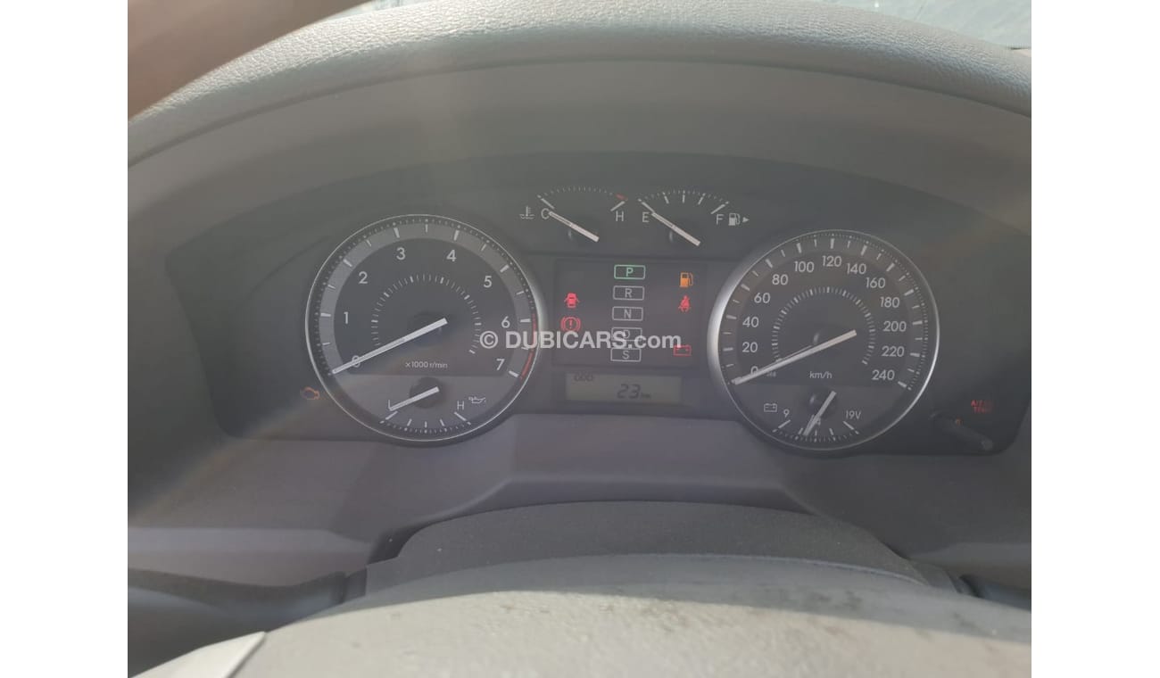 Toyota Land Cruiser BRAND NEW 4.0L GXR WITH DOUBLE SPARE TYRE, ELECTRIC WINCH AND REAR DVD AFTER MARKET