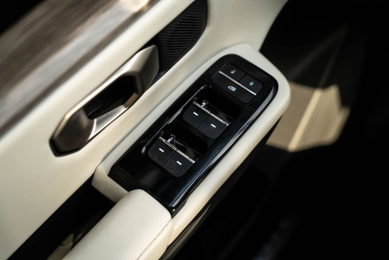 Jetour Dashing Flagship 2024 GCC 1.6L Turbo 4 Cylinders Low Mileage