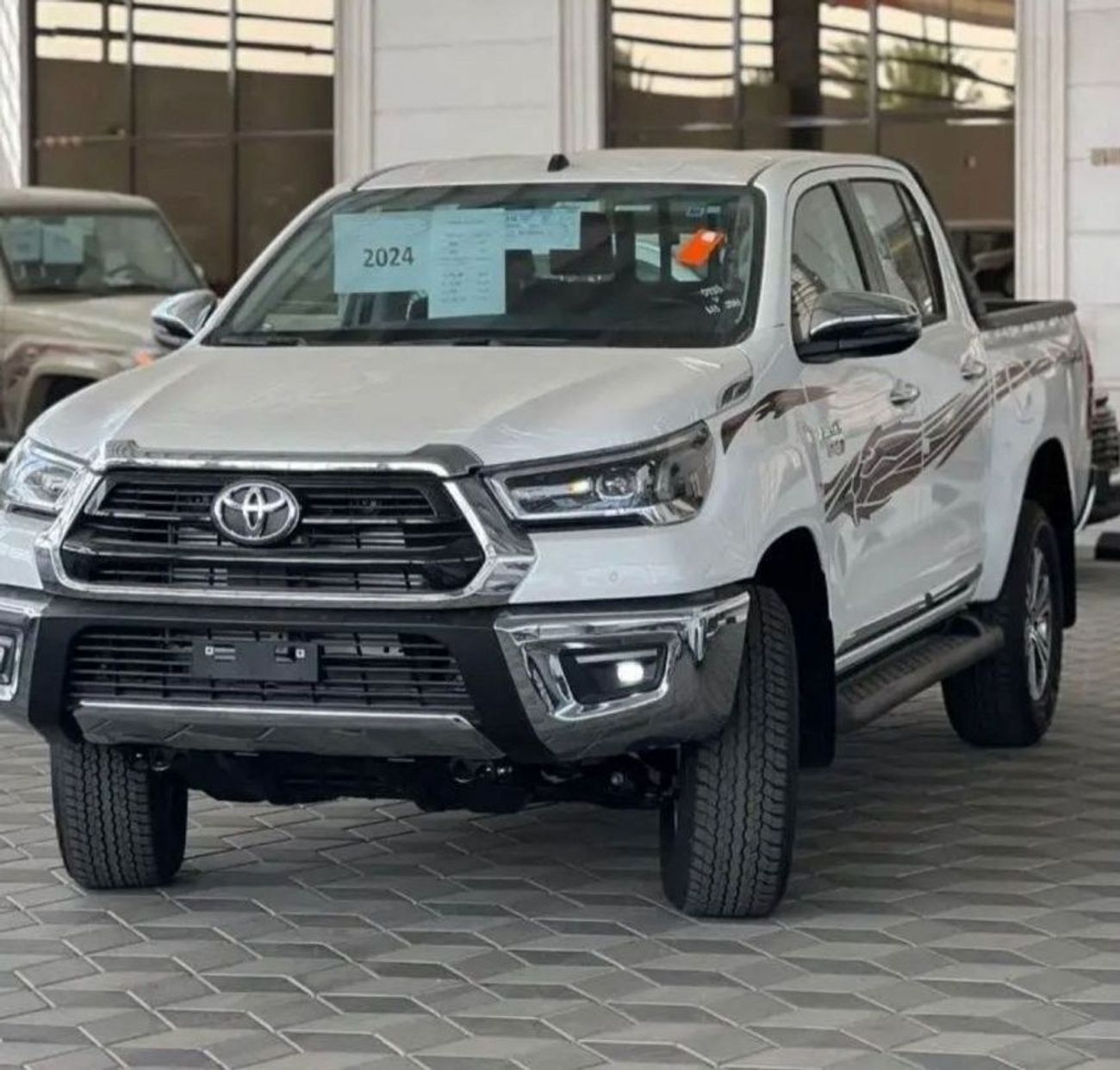 تويوتا هيلوكس 2024 تويوتا هايلكس 2400cc D4DT SR5 ديزل أوتوماتيكي 4X4 كابينة مزدوجة صفر كيلومتر كاميرا AC رقمية خيا