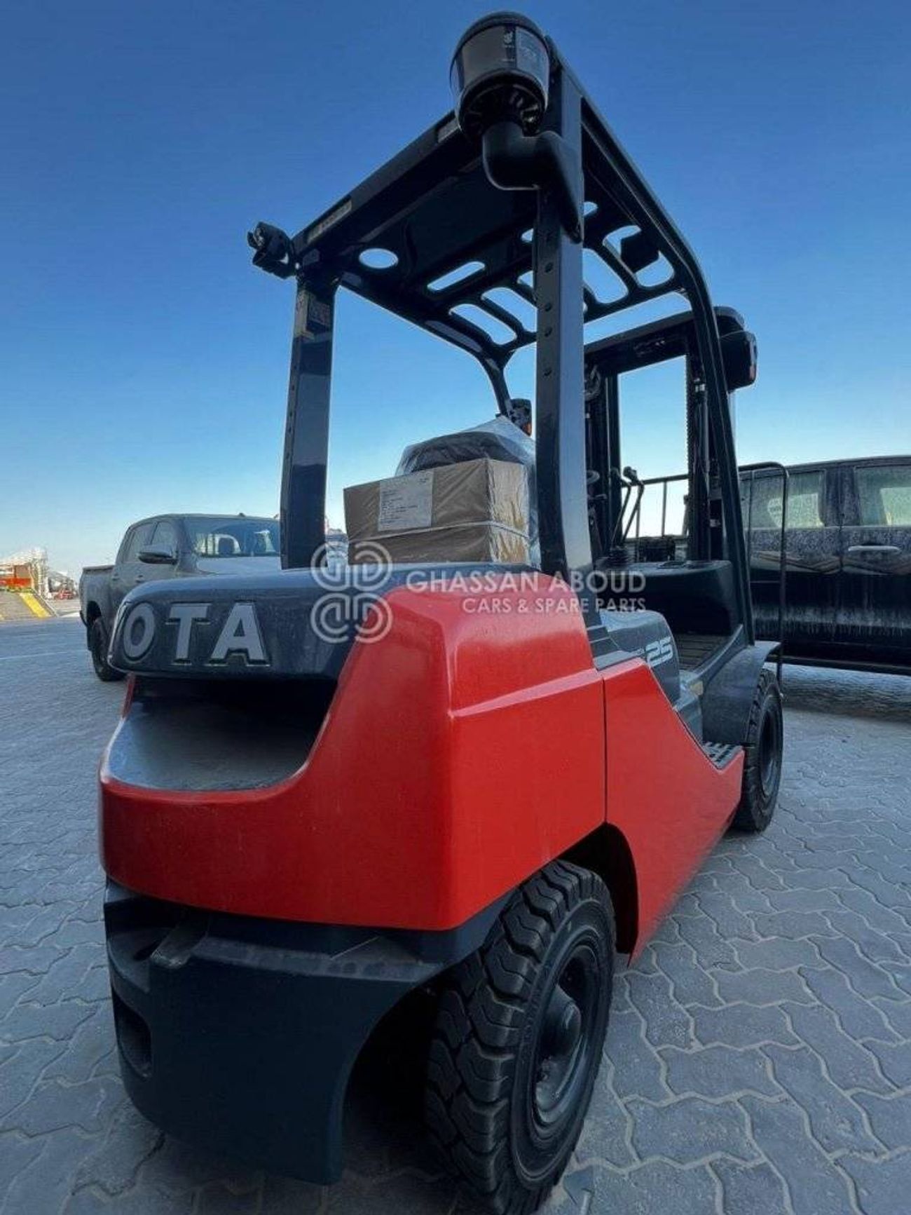 تويوتا فورك ليفت DIESEL 2.5TON 3STAGE, W/ SIDE SHIFT 3LEVER 4.7M LIFT HEIGHT MY24