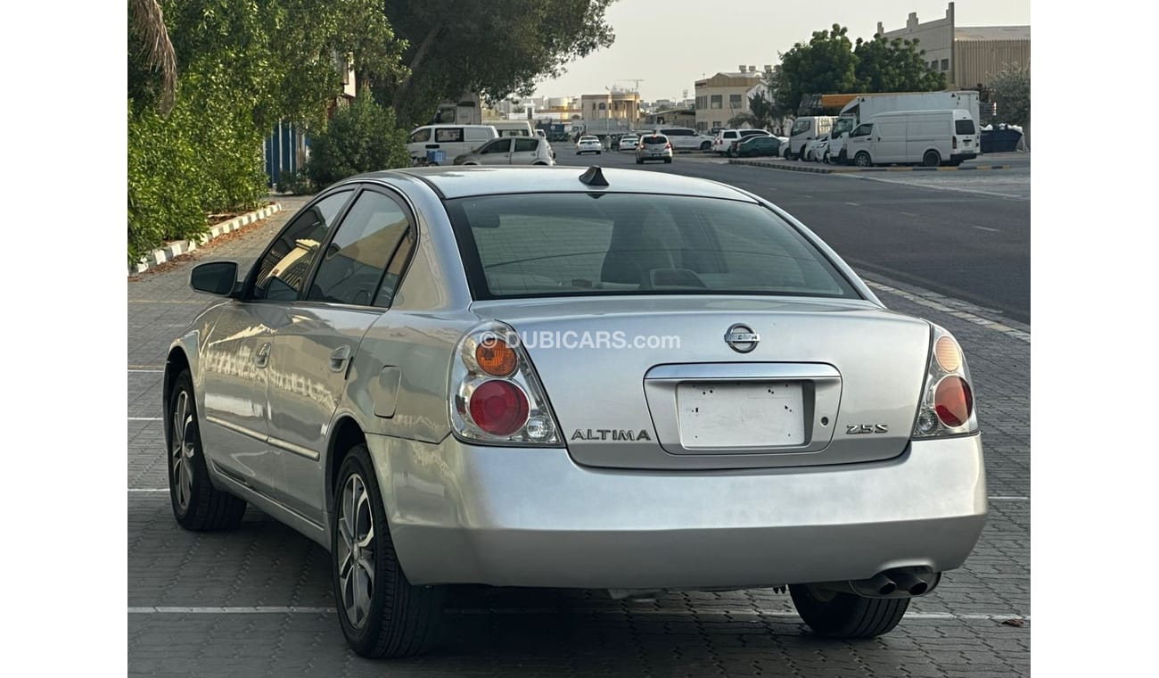 Nissan Altima