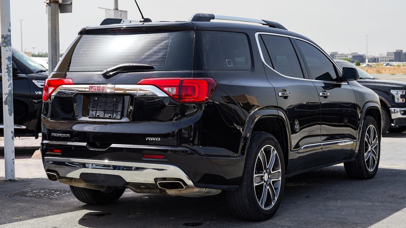 GMC Acadia